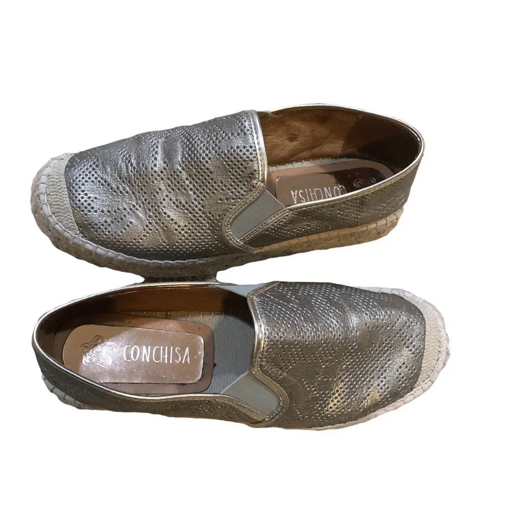 Conchisa Gold Espadrilles size 8‎